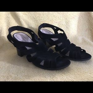 Dex-Flex Comfort shoes.